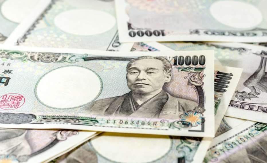 Resistance Grows to Japan's Rate Hikes